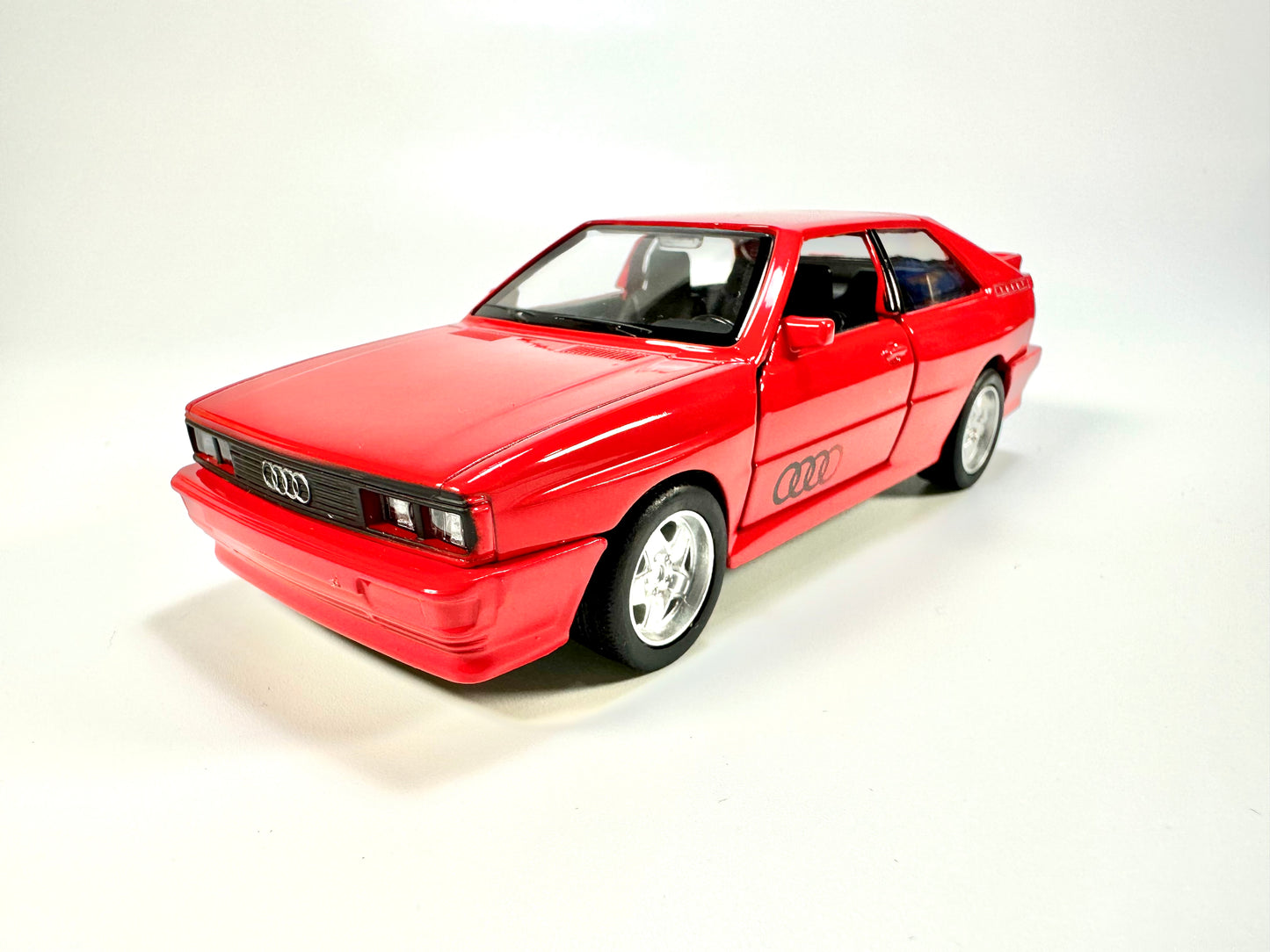 MAKEDA 1/36 Audi Quattro 1980 Modern Car Model