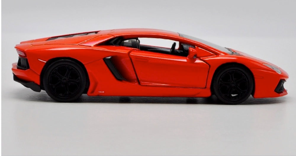 WELLY 1/36 Lamborghini Aventador LP700-4 Modern Car Model