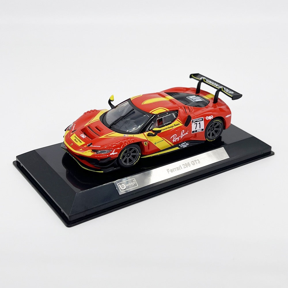 Bburago 1/43 Ferrari Racing Car with acrylic display case Modern Car Model