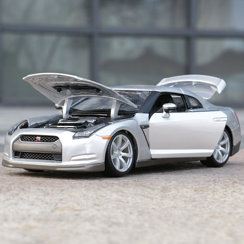 WELLY 1/36 Nissan GTR Modern Car Model