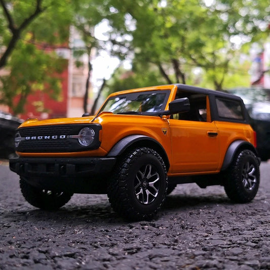 Maisto 1/24 Ford Bronco Modern Car Model