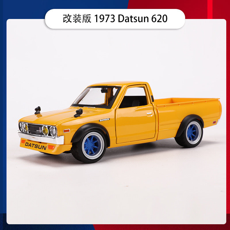 Maisto 1/24 Datsun 510 1971 Datsun 620 Pick-up 1973 Classic Car Model