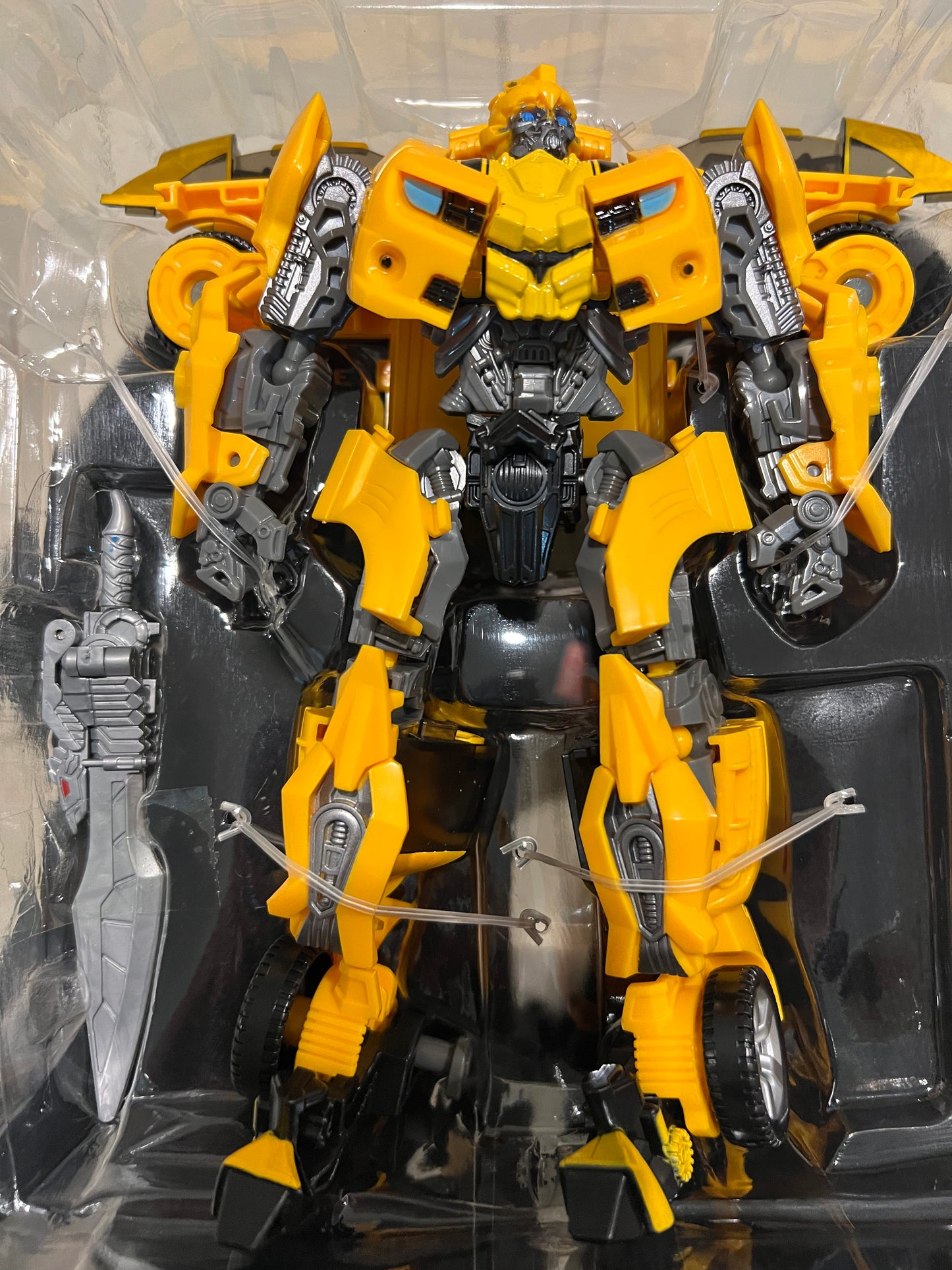 Transformer BumbleBee YellowJacket 22cm SW01 19.2cm Action Figure Toys