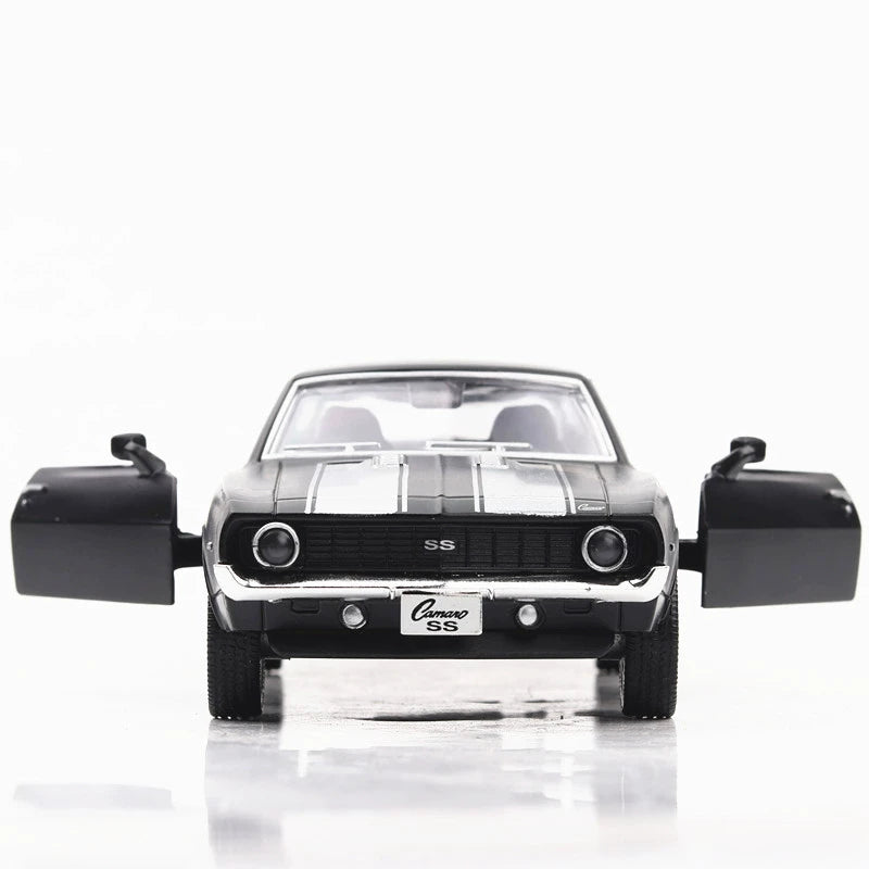 MAKEDA 1/36 Chevrolet Camaro SS 1969 Classic Car Model