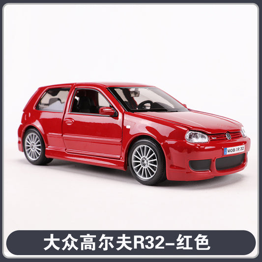 Bburago 1/24 Volkswagen Golf R32 Modern Car Model