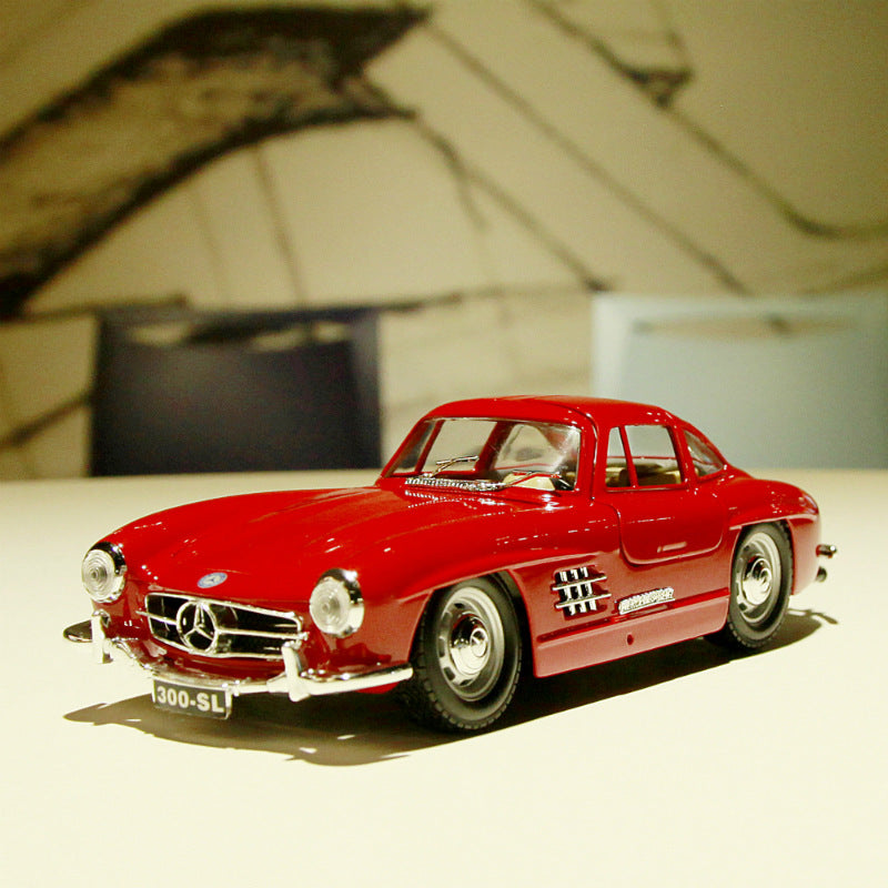 Bburago 1/24 Mercedes-Benz 300SL 1954 Classic Car Model