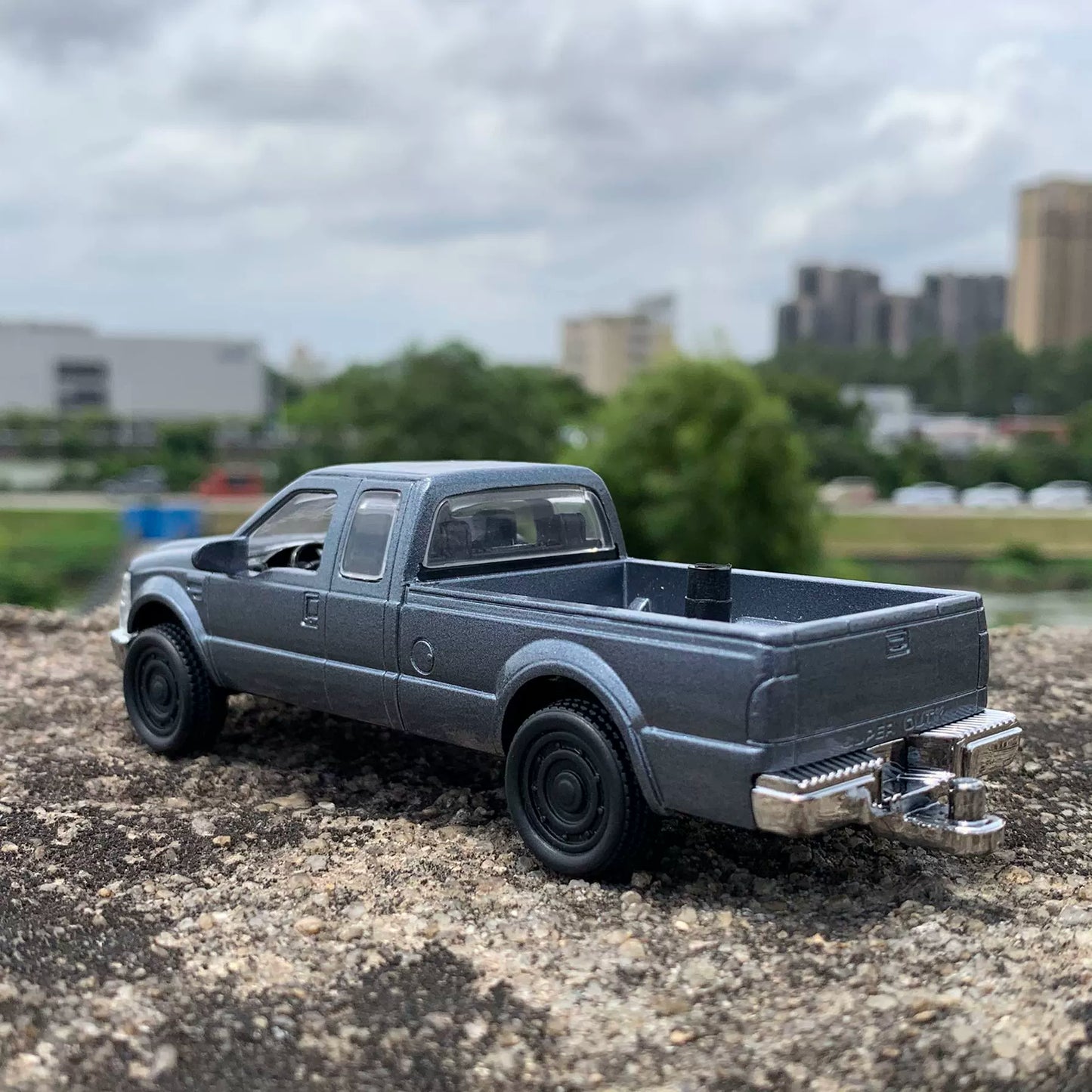 1/43 Ford F250 Pickup Truck Modern Car Model