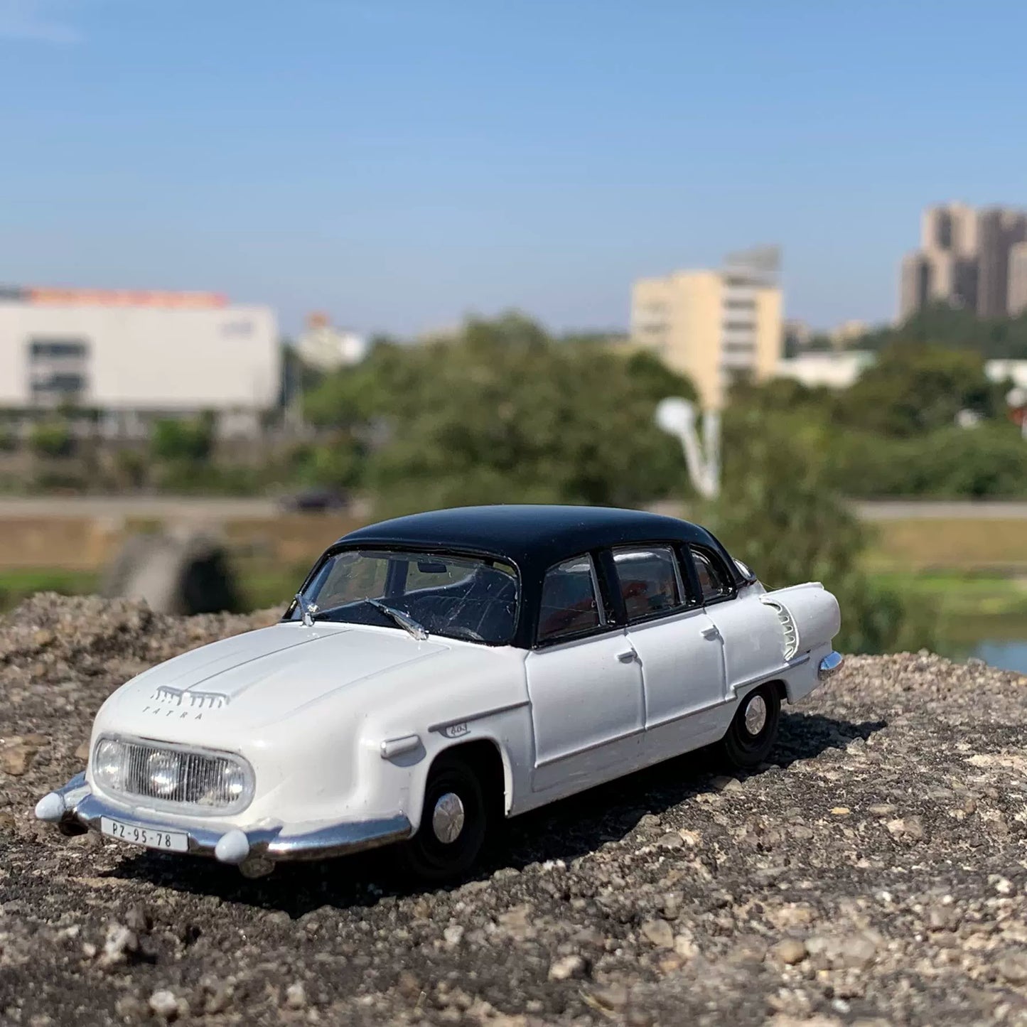 1/43 Russia Tatra 603-1 Classic Car Model