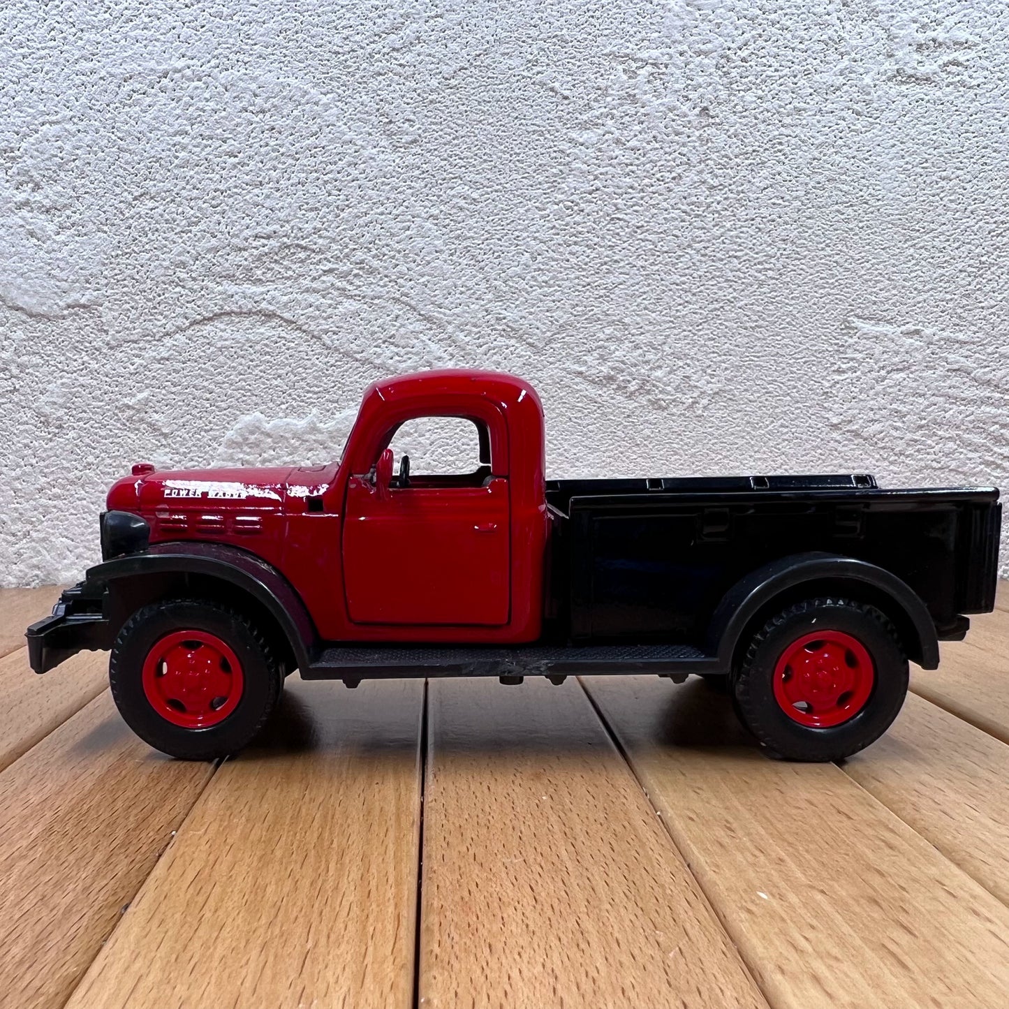 1/32 Dodge Pickup Truck 1964 Classic Car Model