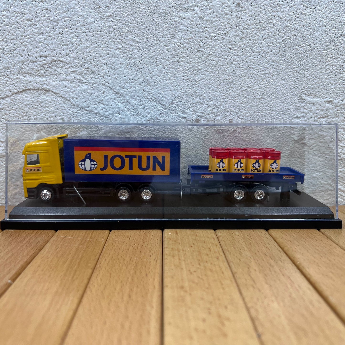 1/87 Jotun Container Truck Modern Car Model