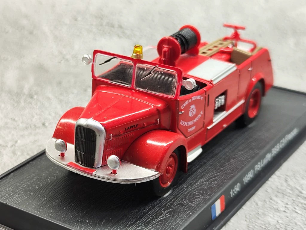 AMER 1/50 PS LAFFLY BSS C3 France Fire Engine 1950 Classic Car Model