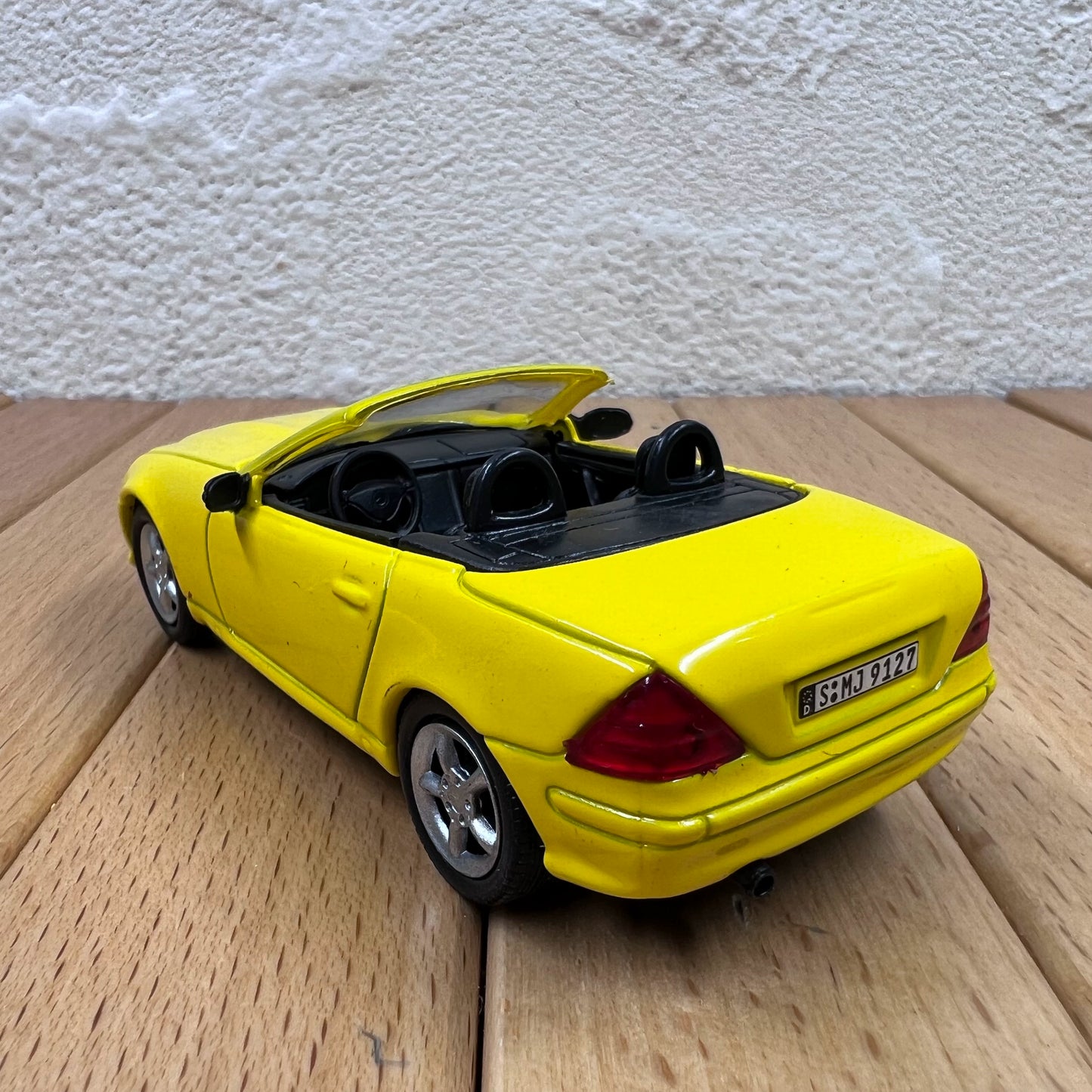 1/43 Mercedes-Benz SLK320 Classic Car Model