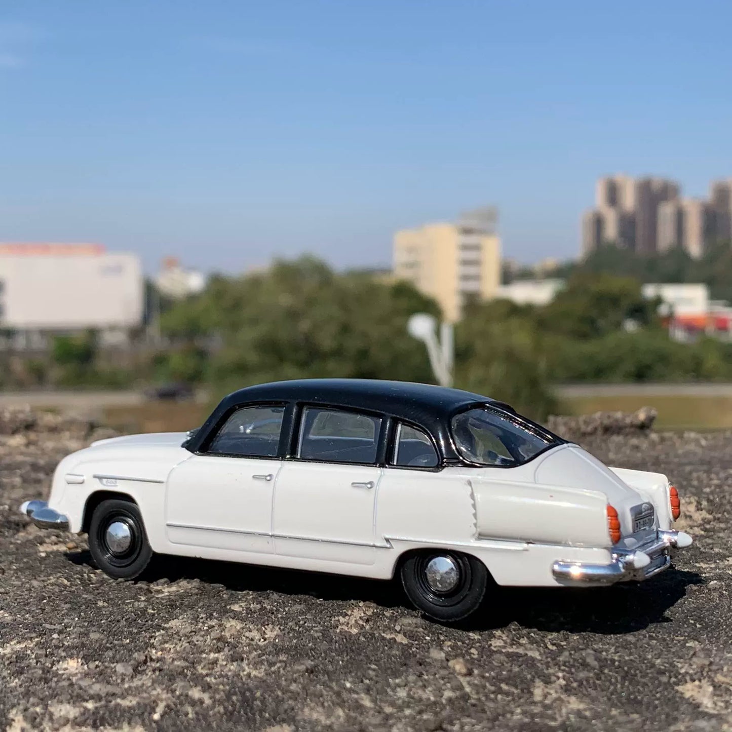 1/43 Russia Tatra 603-1 Classic Car Model