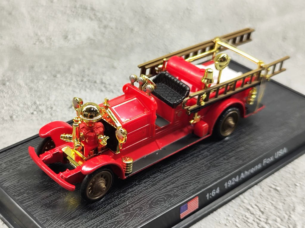 AMER 1/64 Ahrens Fox USA Fire Engine 1924 Vintage Car Model