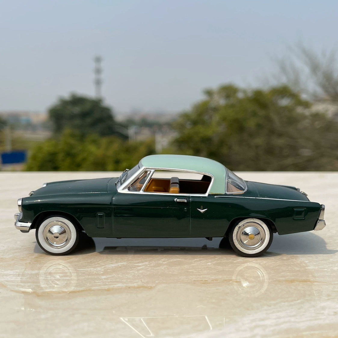 GFCC 1/43 Studebaker Commander 1953 Classic Sports Car Model