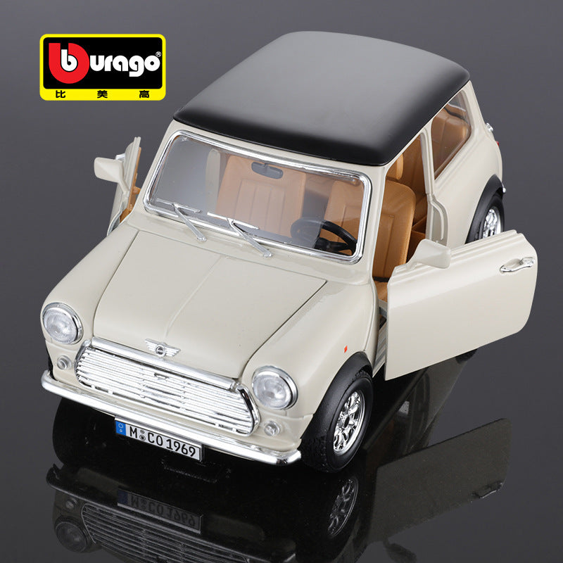 Bburago 1/18 Mini Cooper 1969 Classic Car Model