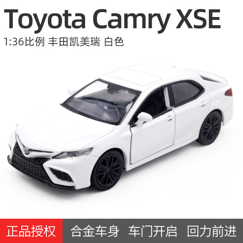 Makeda 1/36 Toyota Camry XSE Modern Car Model