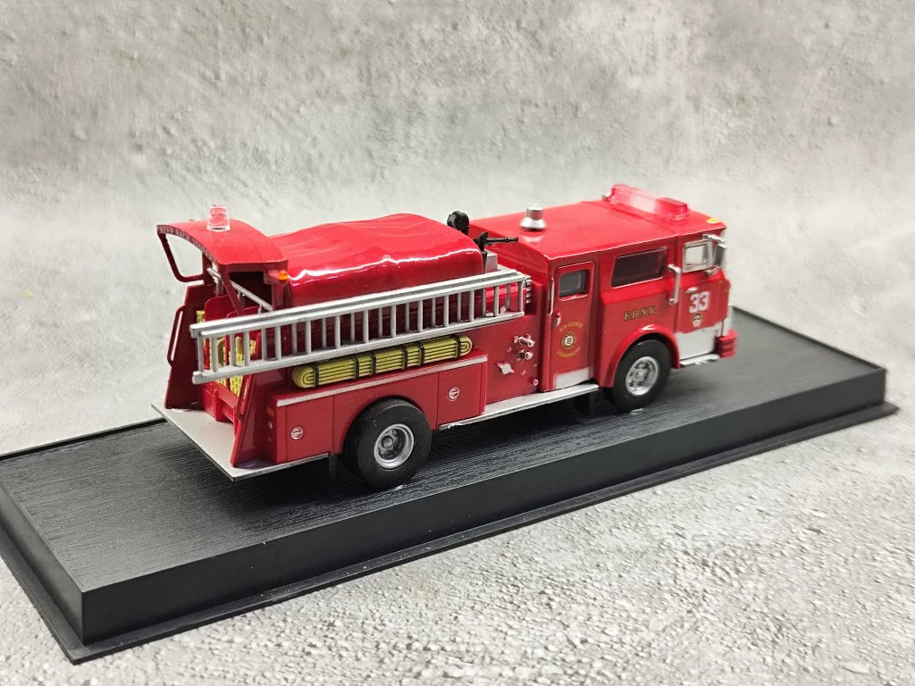 AMER 1/64 Mack CF Pumper USA Fire Engine 1979 Vintage Car Model