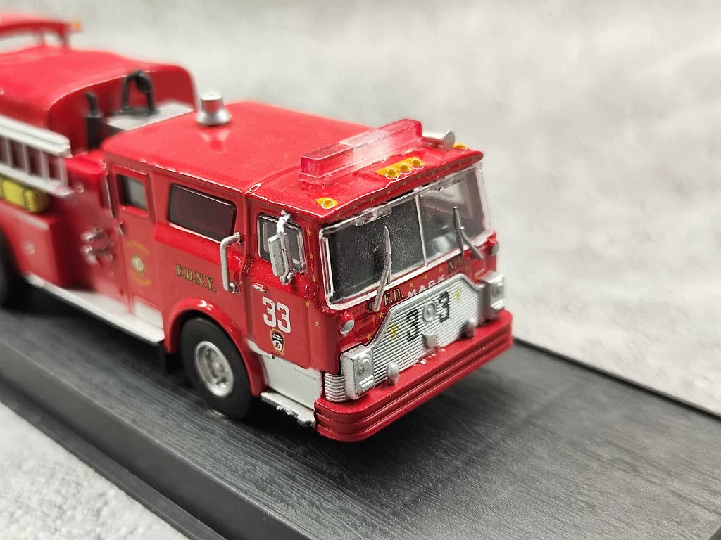 AMER 1/64 Mack CF Pumper USA Fire Engine 1979 Vintage Car Model