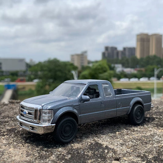 1/43 Ford F250 Pickup Truck Modern Car Model