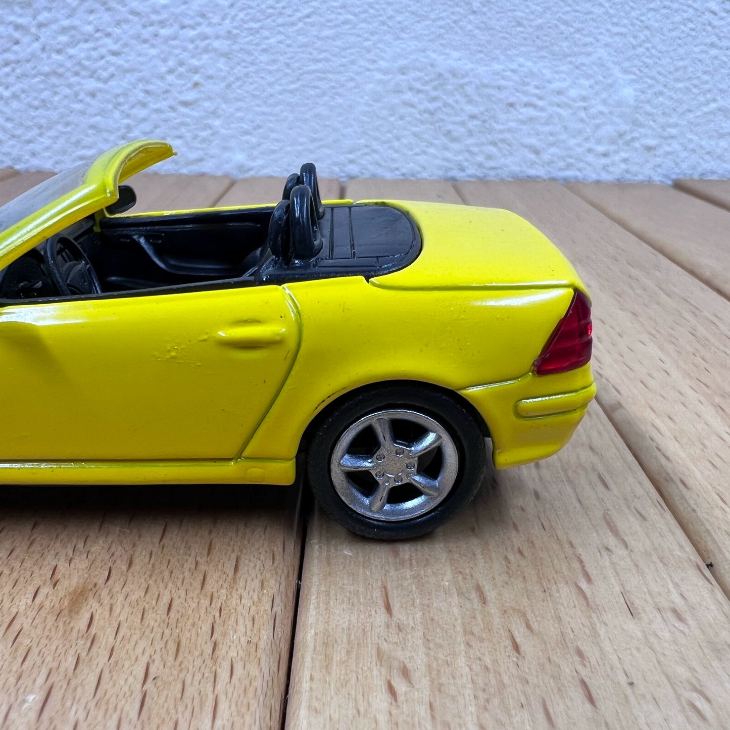 1/43 Mercedes-Benz SLK320 Classic Car Model