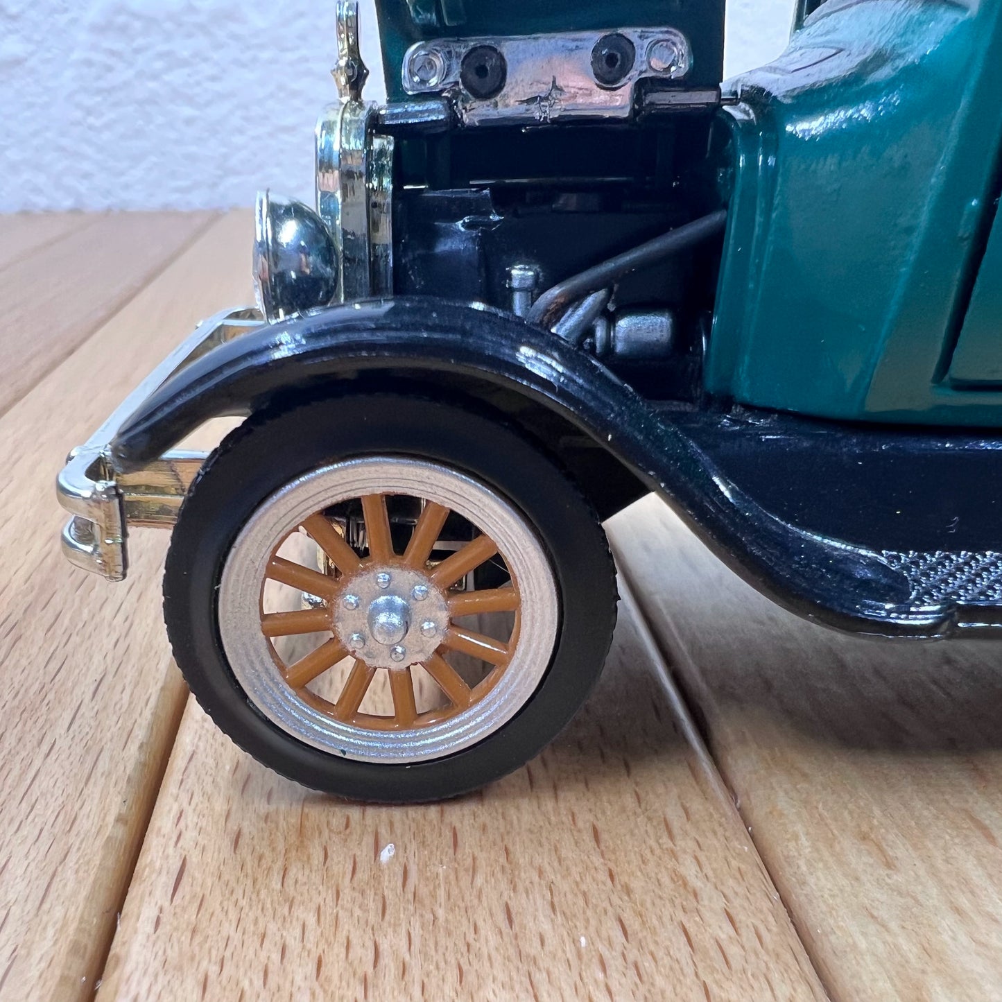 1/32 Ford 1926 Vintage Car Model