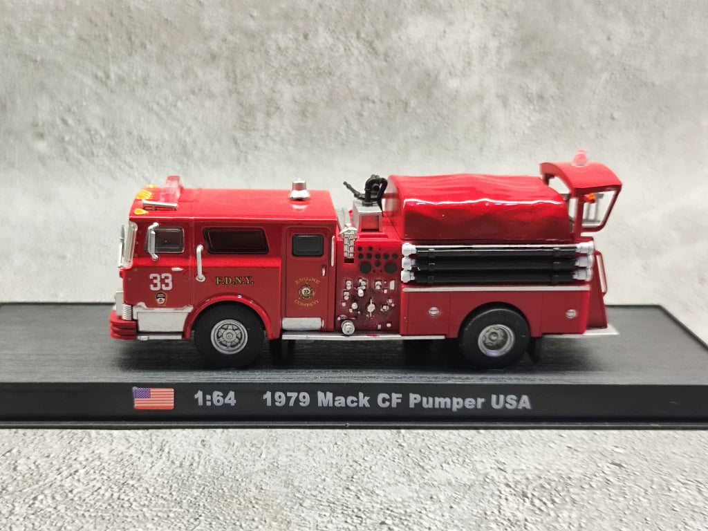 AMER 1/64 Mack CF Pumper USA Fire Engine 1979 Vintage Car Model