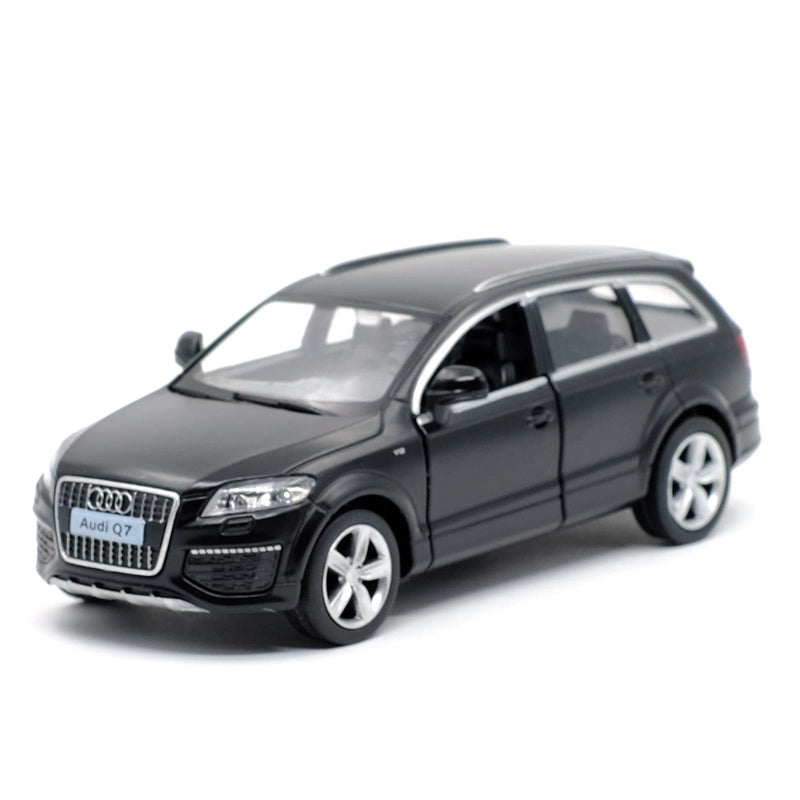 MAKEDA 1/36 Audi Q7 SUV Modern Car Model