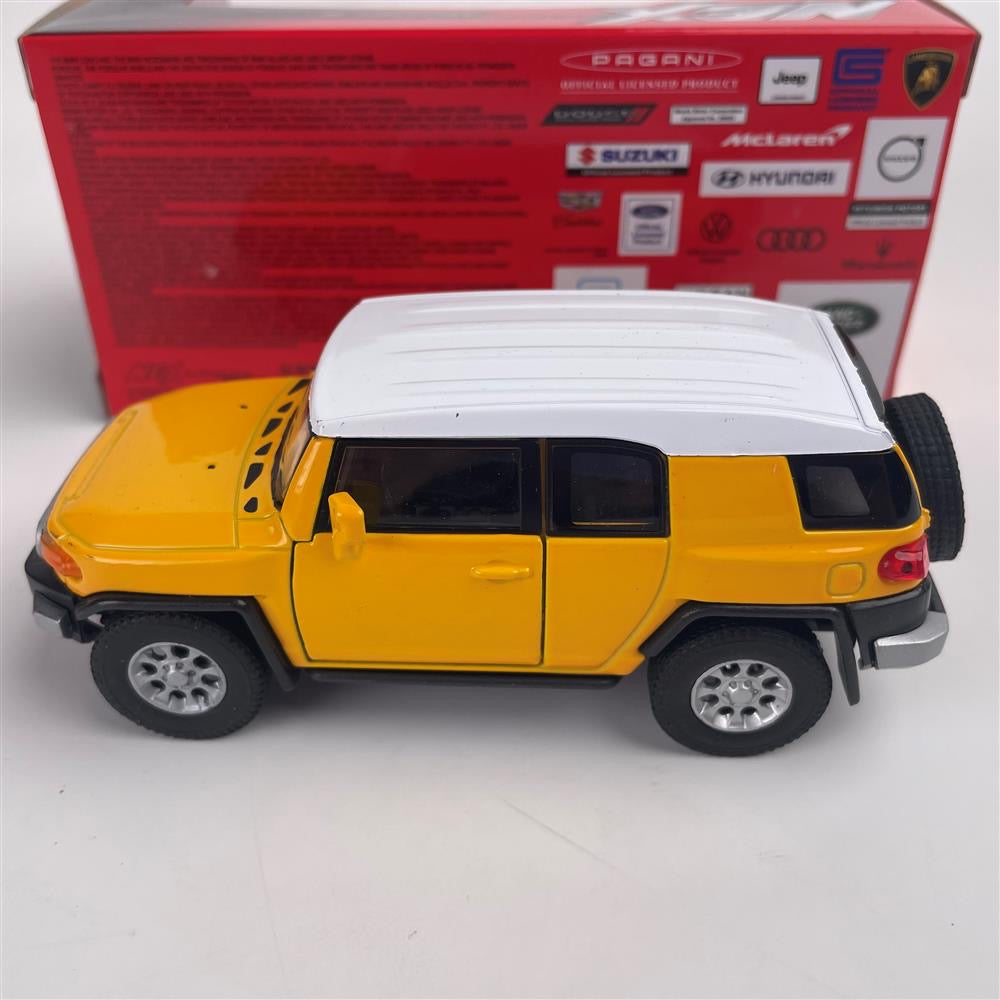 WELLY 1/36 Toyota FJ Cruiser Modern Car Model